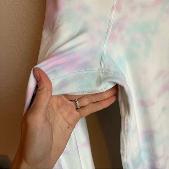 Lululemon Align Tie Dye Legging 25” - Picture 5 of 7